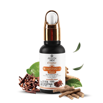 Aqualogica Hydrate+ Smoothie Face Wash with Coconut Water & Hyaluronic Acid